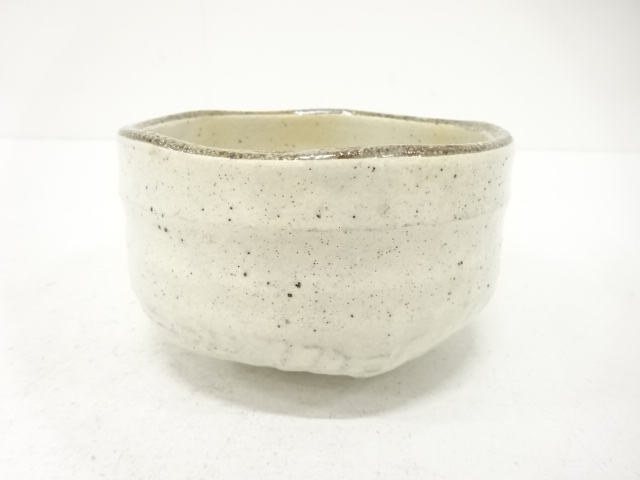 JAPANESE TEA CEREMONY / TEA BOWL CHAWAN / WHITE GLAZE